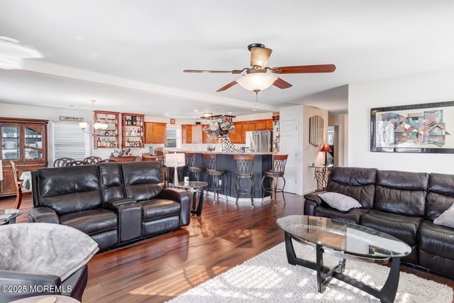 23 N Captains Drive, Little Egg Harbor, NJ 08087