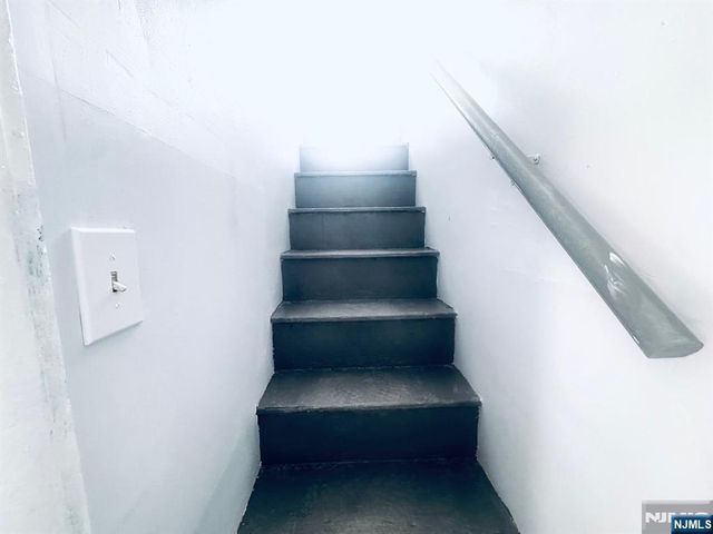 178 Fern Avenue 2, Lyndhurst, NJ 07071