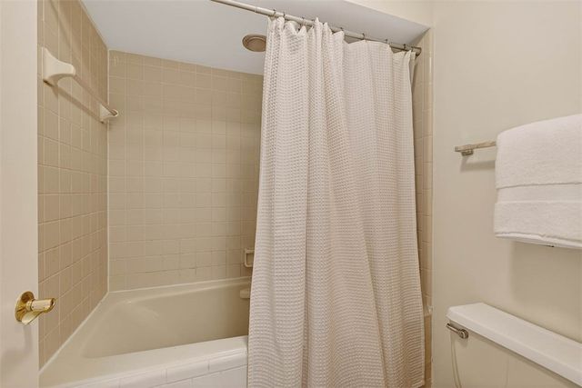 259 Moss Oak Lane, St Simons Island, GA 31522