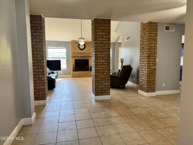 7404 JON MEIER Court, El Paso, TX 79912