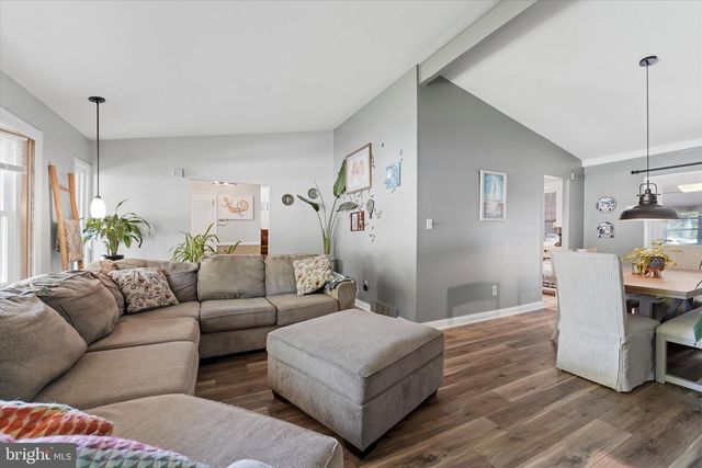 843 STERNER MILL RD, Feasterville Trevose, PA 19053
