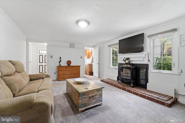 843 STERNER MILL RD, Feasterville Trevose, PA 19053
