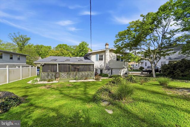 843 STERNER MILL RD, Feasterville Trevose, PA 19053