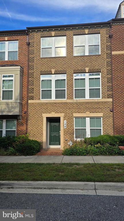 124 COMMUNITY CENTER AVE, Gaithersburg, MD 20878