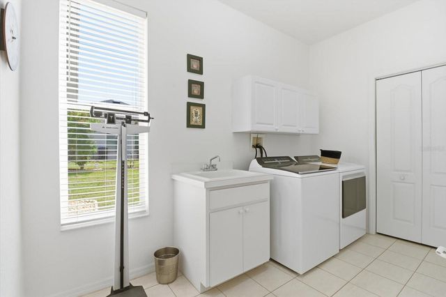 4 POPPY COURT, Homosassa, FL 34446