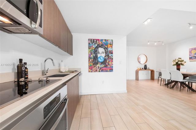 1600 SW 1st Ave 707, Miami, FL 33129