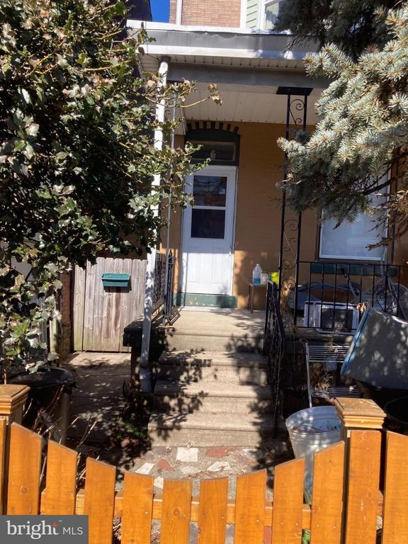 328 ROXBOROUGH AVE, Philadelphia, PA 19128