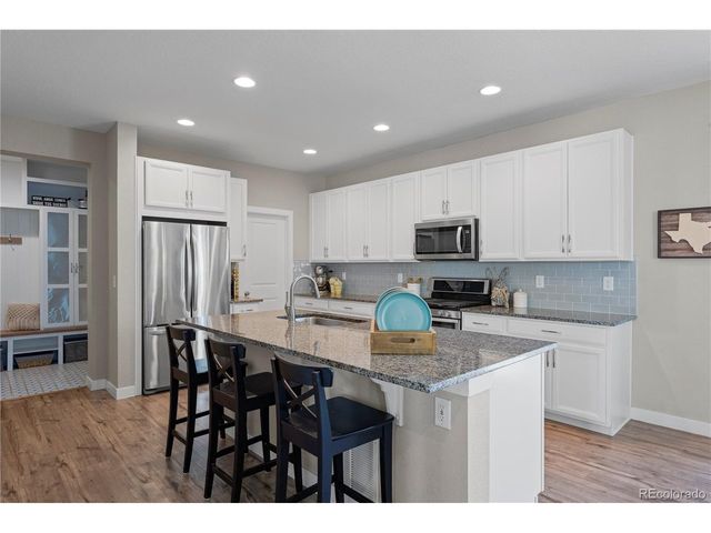 393 Midden Pl, Castle Rock, CO 80104