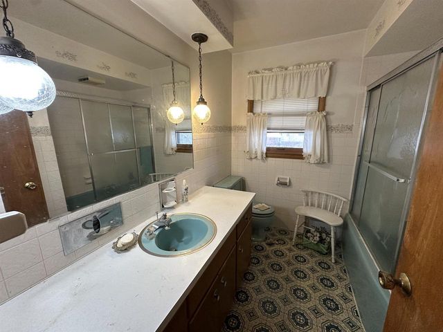 3706 N Sherman Avenue, Madison, WI 53704