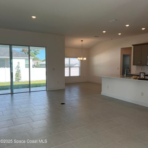 1787 Fallon Boulevard NE, Palm Bay, FL 32907