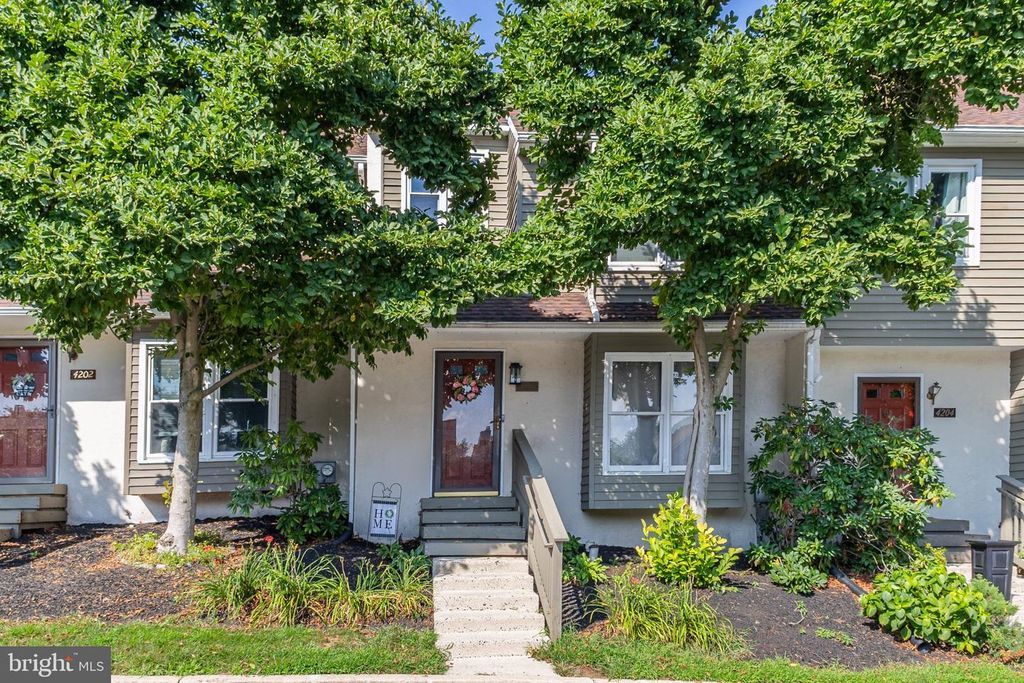 4203 FRANKLIN CT #4203, CHESTER SPRINGS, PA 19425 — exterior