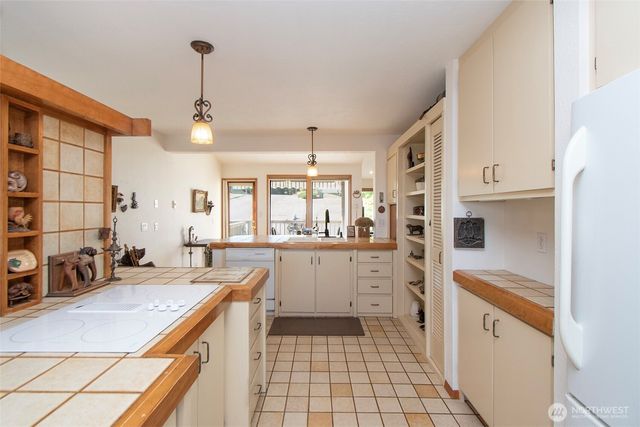 1633 E 5th Street, Port Angeles, WA 98362