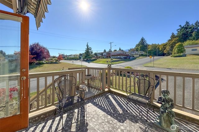 1633 E 5th Street, Port Angeles, WA 98362