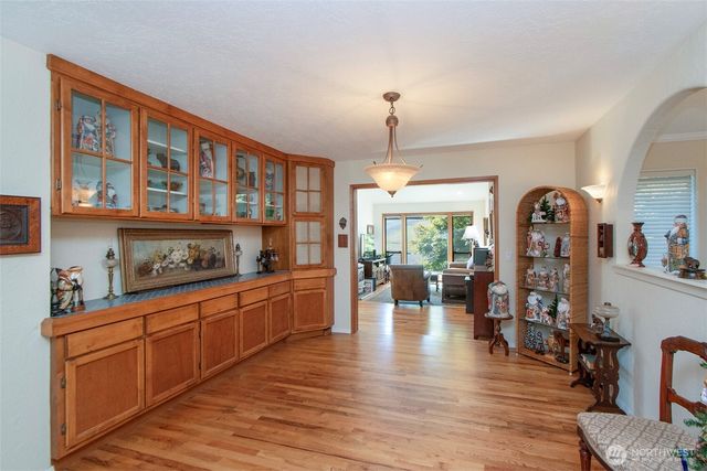 1633 E 5th Street, Port Angeles, WA 98362