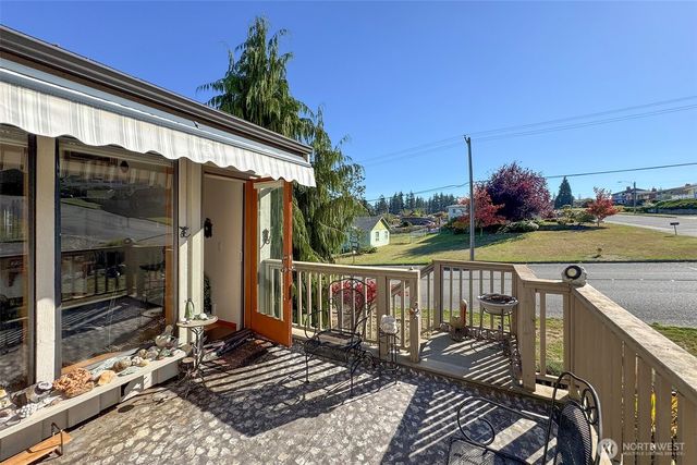 1633 E 5th Street, Port Angeles, WA 98362