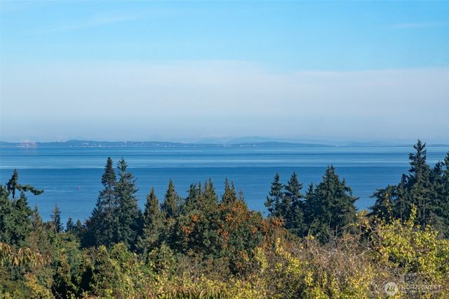 1633 E 5th Street, Port Angeles, WA 98362