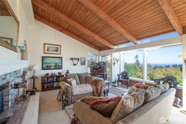 1633 E 5th Street, Port Angeles, WA 98362