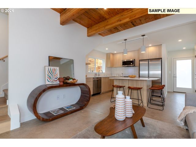 2532 Sw Custer St, Portland, OR 97219