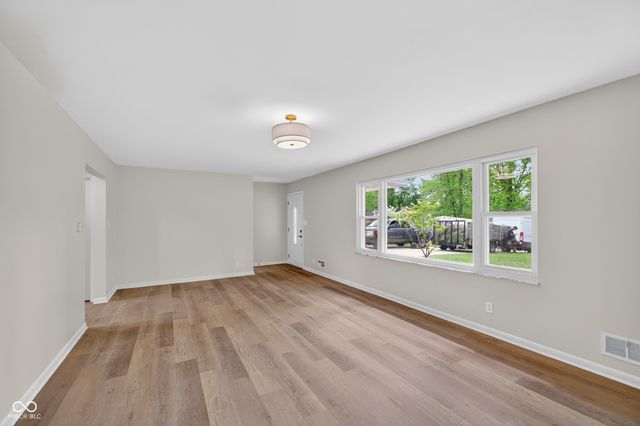 1147 Hathaway Drive, Indianapolis, IN 46229