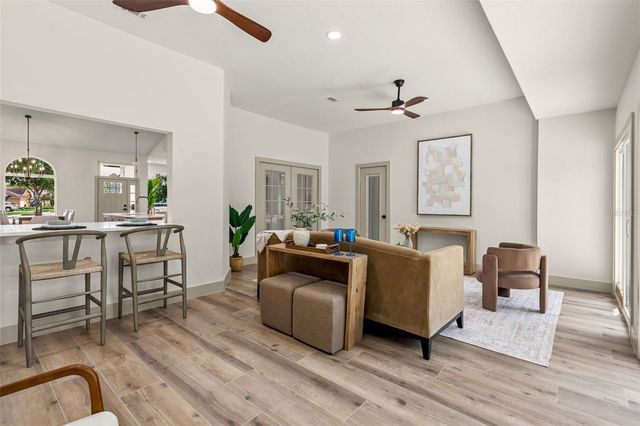 700 W PINEWOOD COURT, Lake Mary, FL 32746
