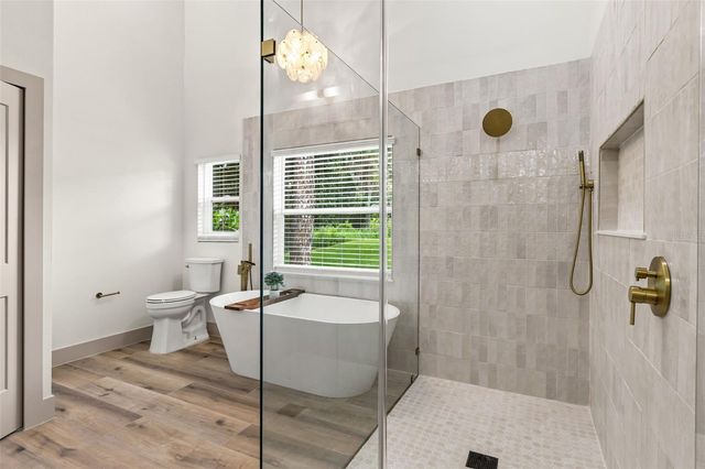 700 W PINEWOOD COURT, Lake Mary, FL 32746