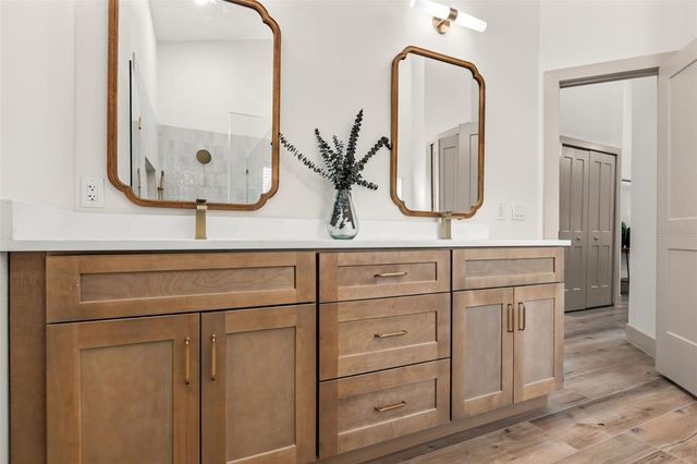 700 W PINEWOOD COURT, Lake Mary, FL 32746