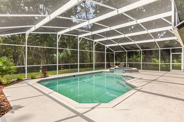 700 W PINEWOOD COURT, Lake Mary, FL 32746