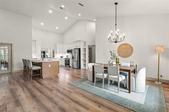 700 W PINEWOOD COURT, Lake Mary, FL 32746