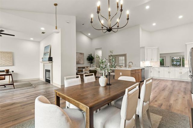 700 W PINEWOOD COURT, Lake Mary, FL 32746