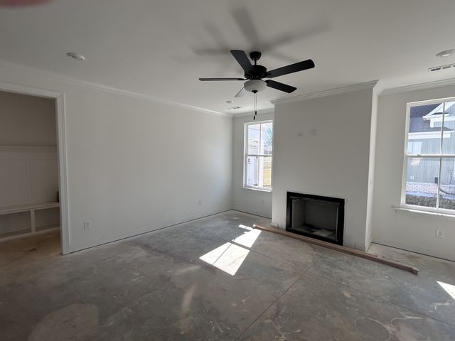 6157 Worthingtion Rd, Columbia, TN 38401