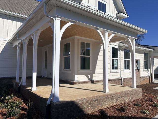6157 Worthingtion Rd, Columbia, TN 38401