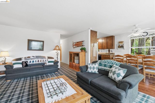23303 Bluebird Hill Rd, Twain Harte, CA 95383