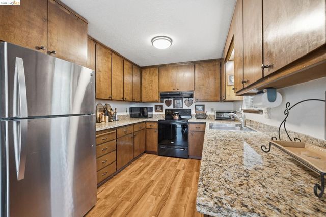 23303 Bluebird Hill Rd, Twain Harte, CA 95383