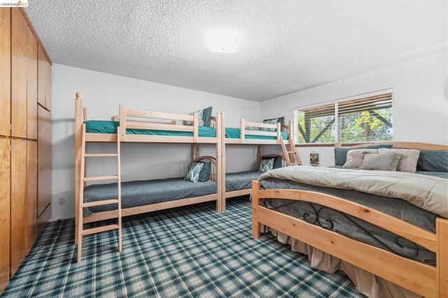 23303 Bluebird Hill Rd, Twain Harte, CA 95383