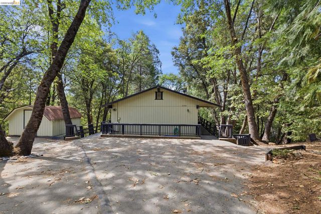 23303 Bluebird Hill Rd, Twain Harte, CA 95383
