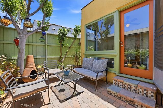 672 Stanley, Long Beach, CA 90814