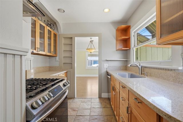 672 Stanley, Long Beach, CA 90814