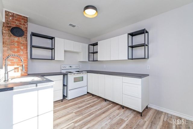 38 W 13th Street, San Angelo, TX 76903