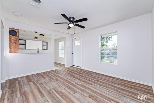 38 W 13th Street, San Angelo, TX 76903