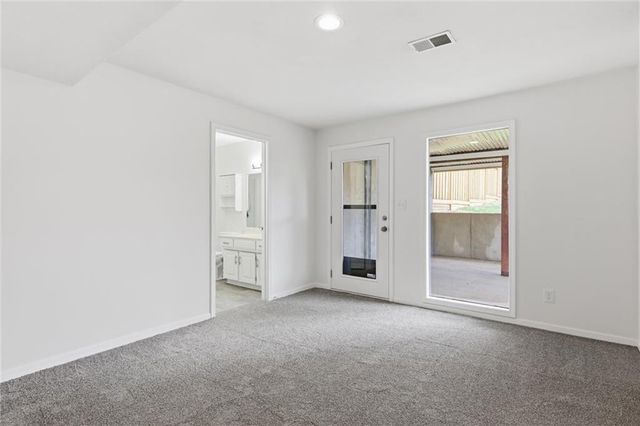 4109 NW 65th Street, Kansas City, MO 64151