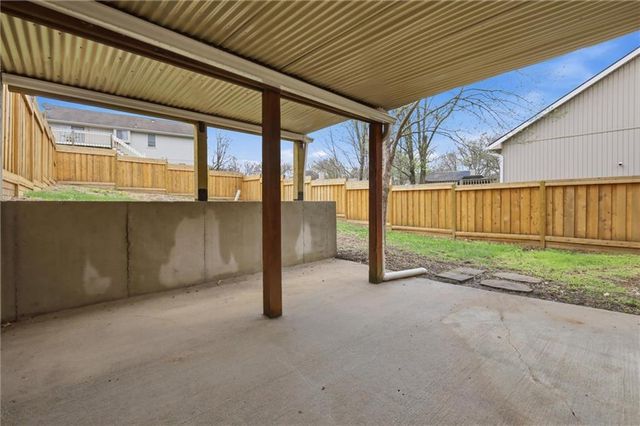 4109 NW 65th Street, Kansas City, MO 64151