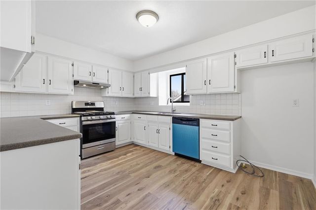 4109 NW 65th Street, Kansas City, MO 64151