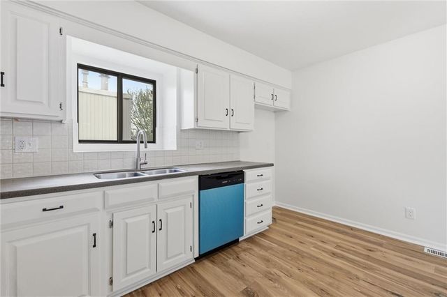 4109 NW 65th Street, Kansas City, MO 64151