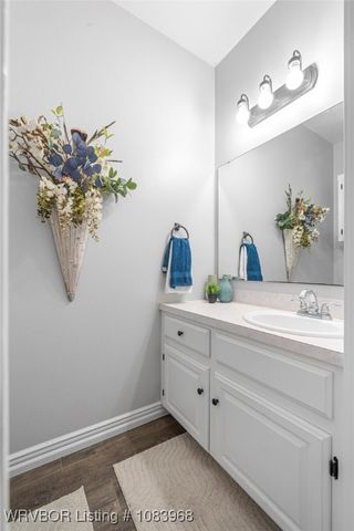 2411 Pauls Valley Lane, Alma, AR 72921