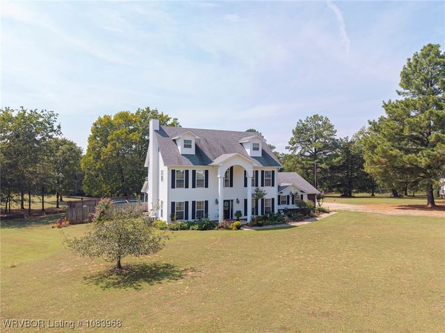 2411 Pauls Valley Lane, Alma, AR 72921