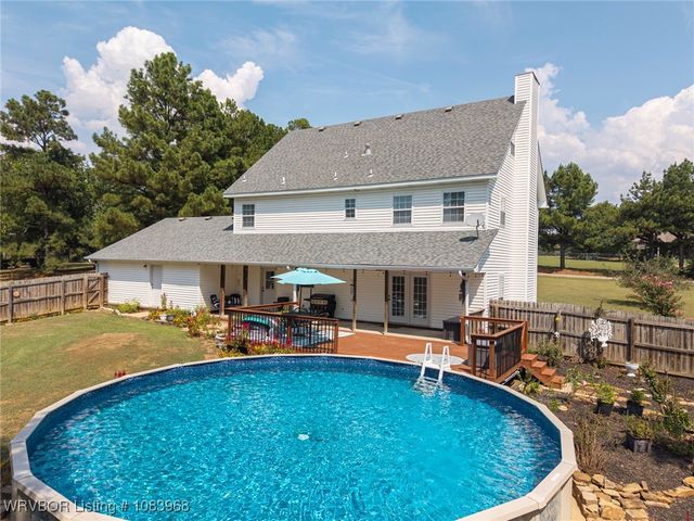 2411 Pauls Valley Lane, Alma, AR 72921