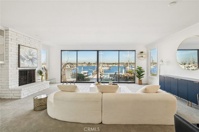 1214 E Balboa Boulevard, Newport Beach, CA 92661