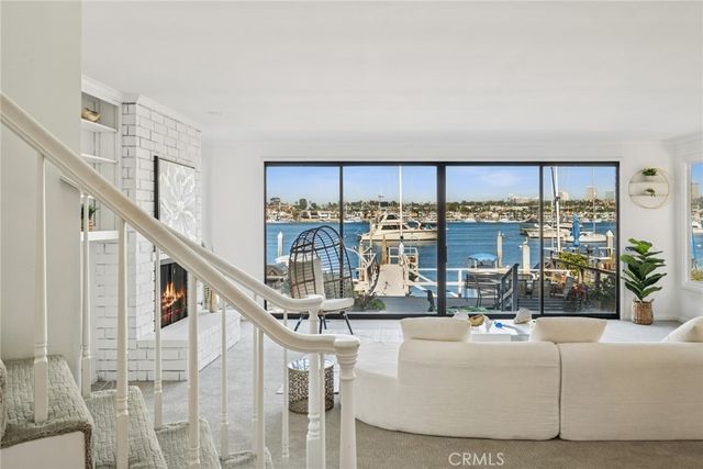 1214 E Balboa Boulevard, Newport Beach, CA 92661