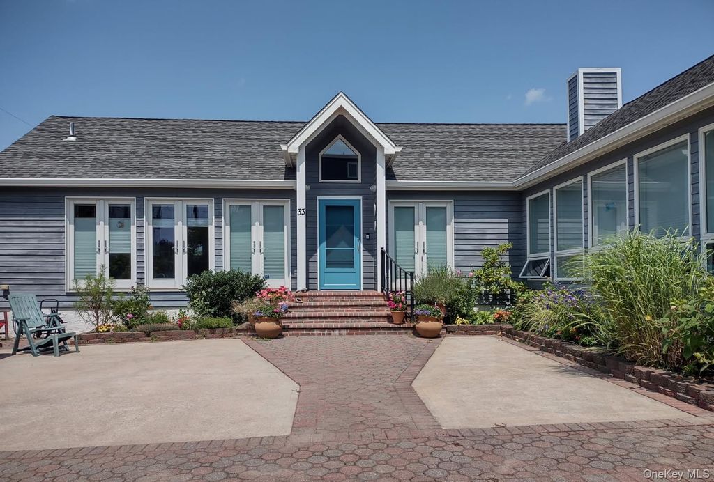 33 Bath Street, Lido Beach, NY 11561