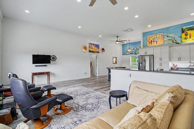 8768 Stonehouse Road, Alexandria, KY 41001